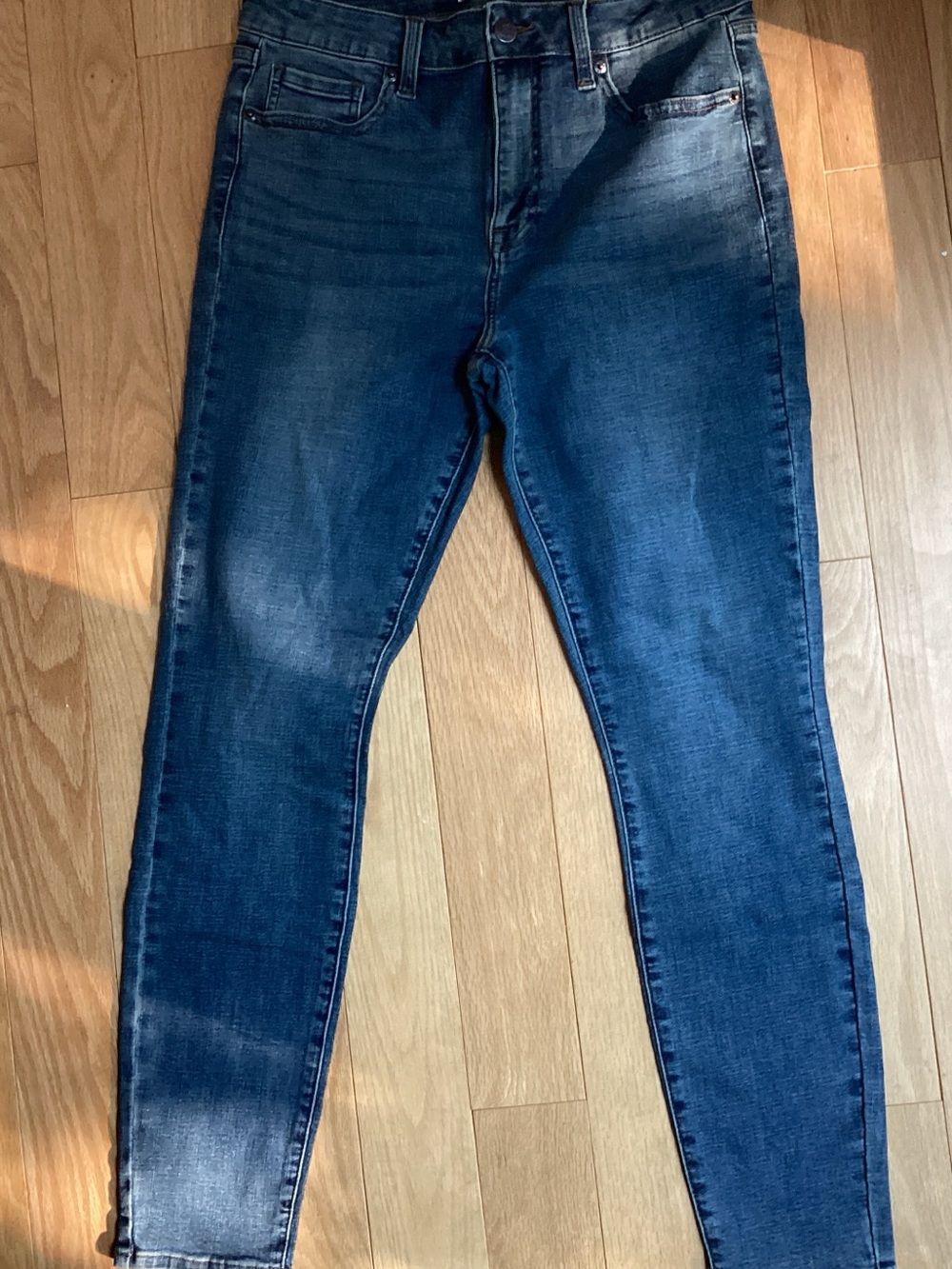 Pistola Resolve High Rise Skinny Jeans - Medium Wash - Sz 29